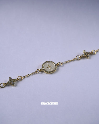 EKLETIKA Charming Gold Bracelet