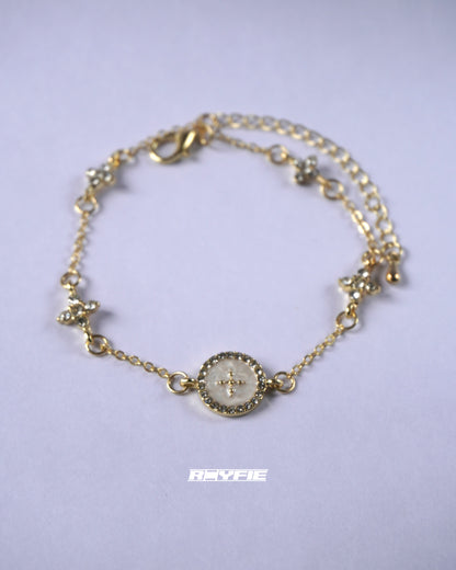 EKLETIKA Charming Gold Bracelet